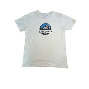 Patagonia Shirt Mens Large Slim Cream Short Sleeve‎ Graphic Logo Organic Cotton